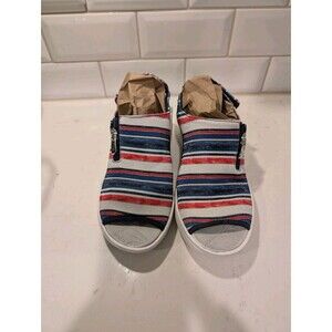 B Zees Red, white & blue striped stretch Delicious sandals Size 6M Zipper